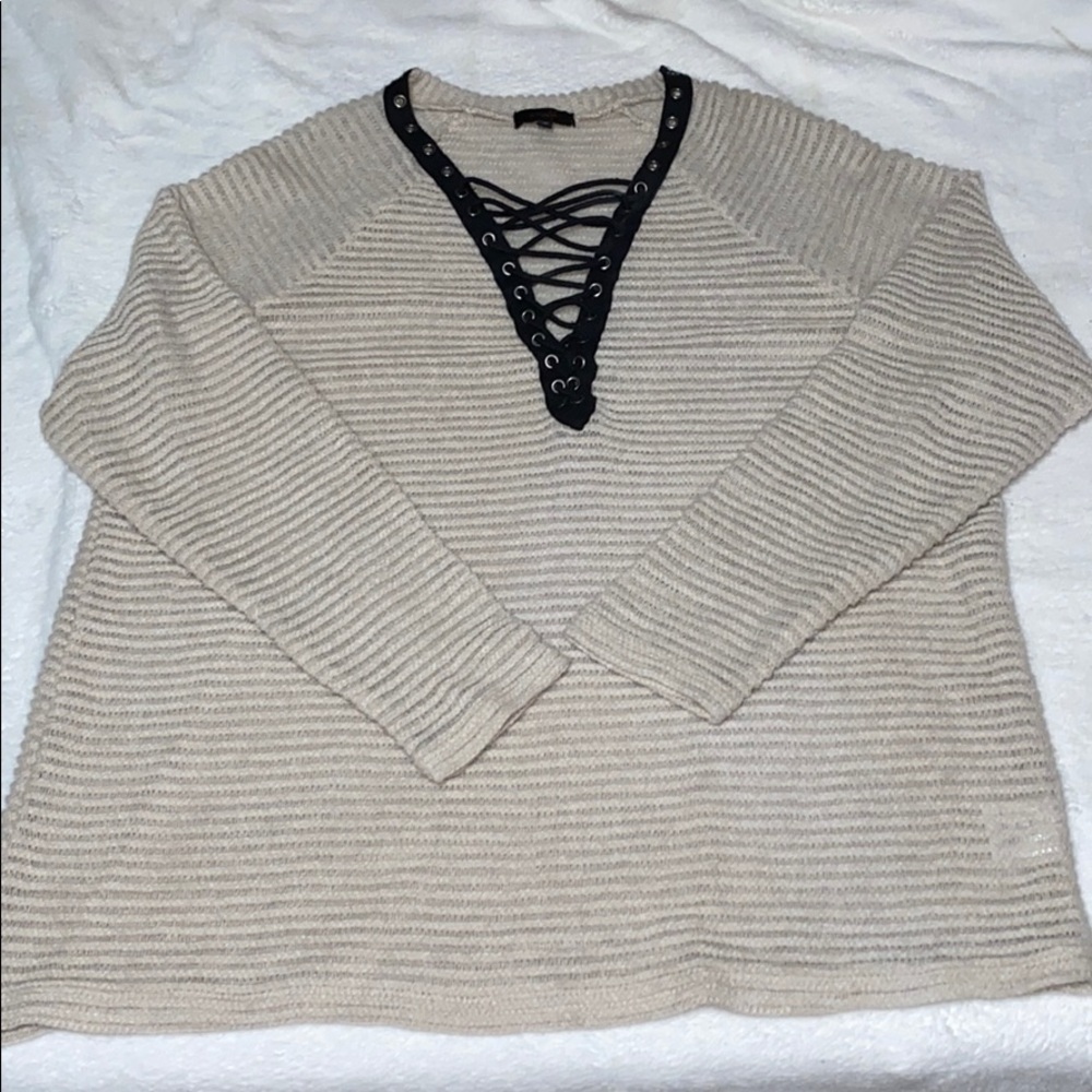 Sweater - Picture 2 of 2